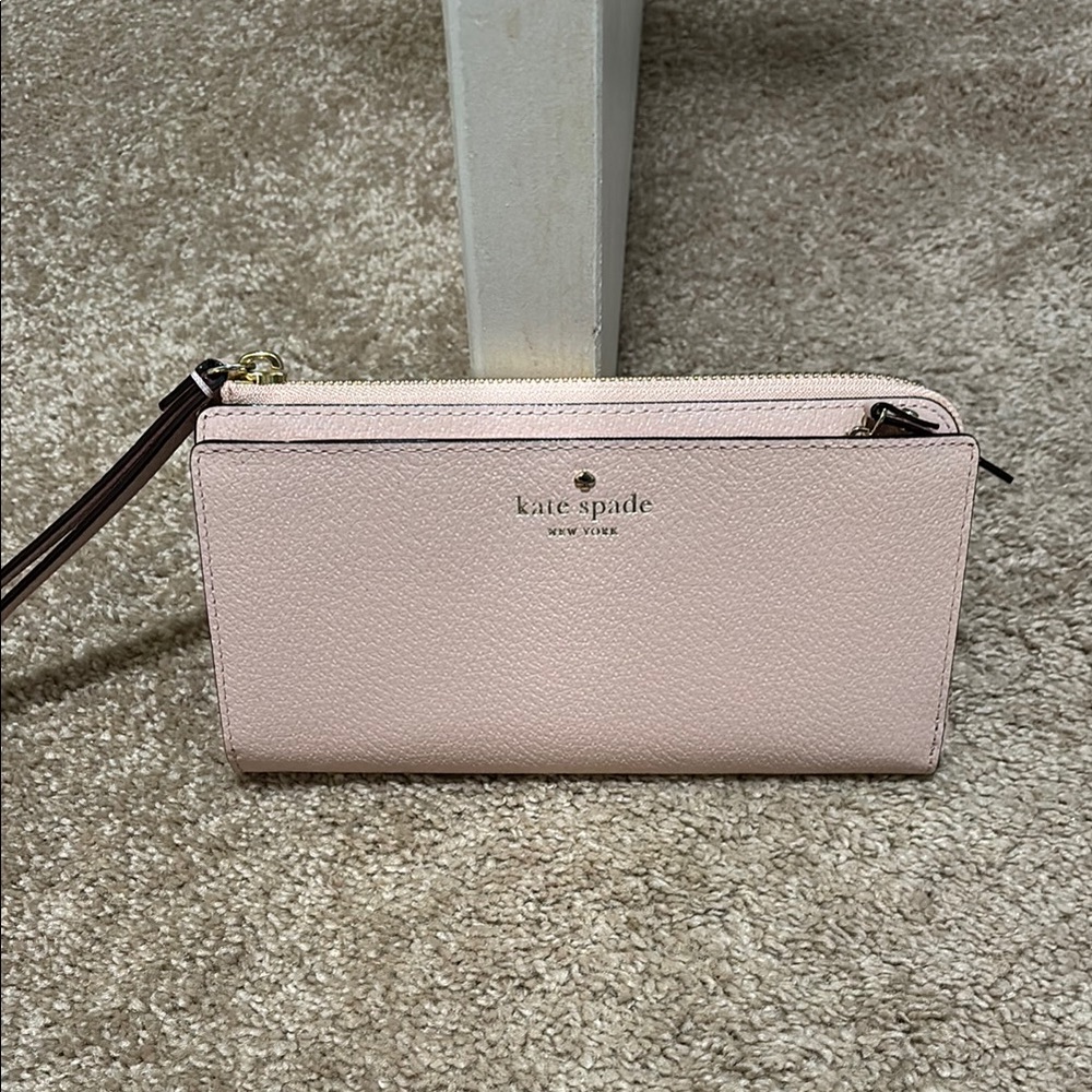 COPY - Kate Spade Pink Pebbled Leather Clutch Wristlet